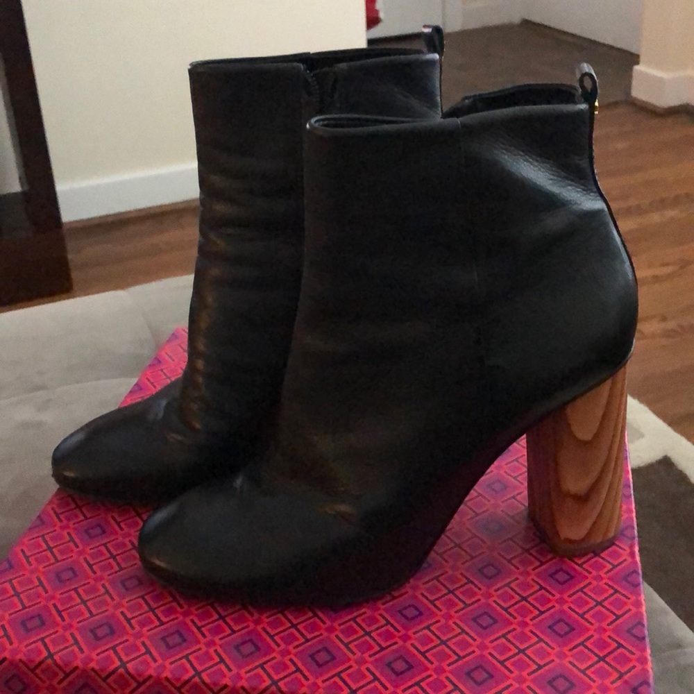 Tory Burch, Raya booties - Picture 2 of 4